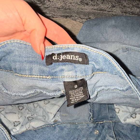 no rip skinny jean - Picture 2 of 2